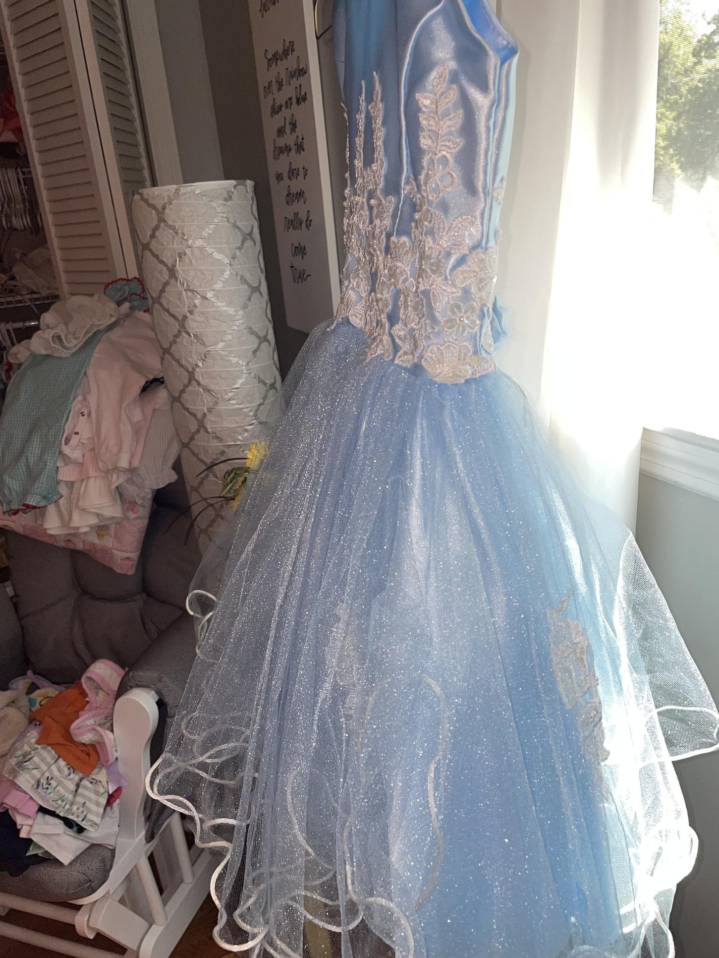 Girls Size 4 Pageant Lace Blue A-line Dress on Queenly