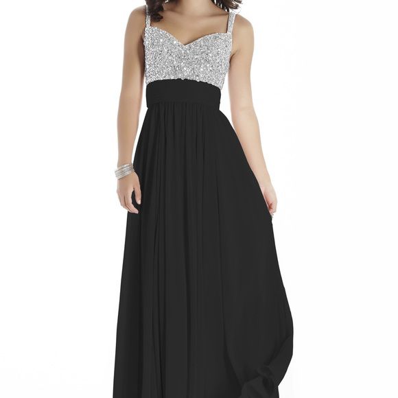 Size 10 Bridesmaid Sequined Black A-line Dress on Queenly
