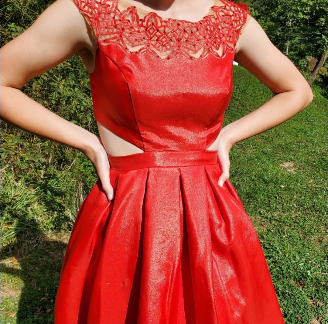 Style 9756 Sherri Hill Size 4 Homecoming Sheer Red Cocktail Dress on Queenly