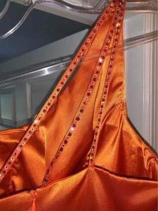 Orange Size 2 Train Dress on Queenly