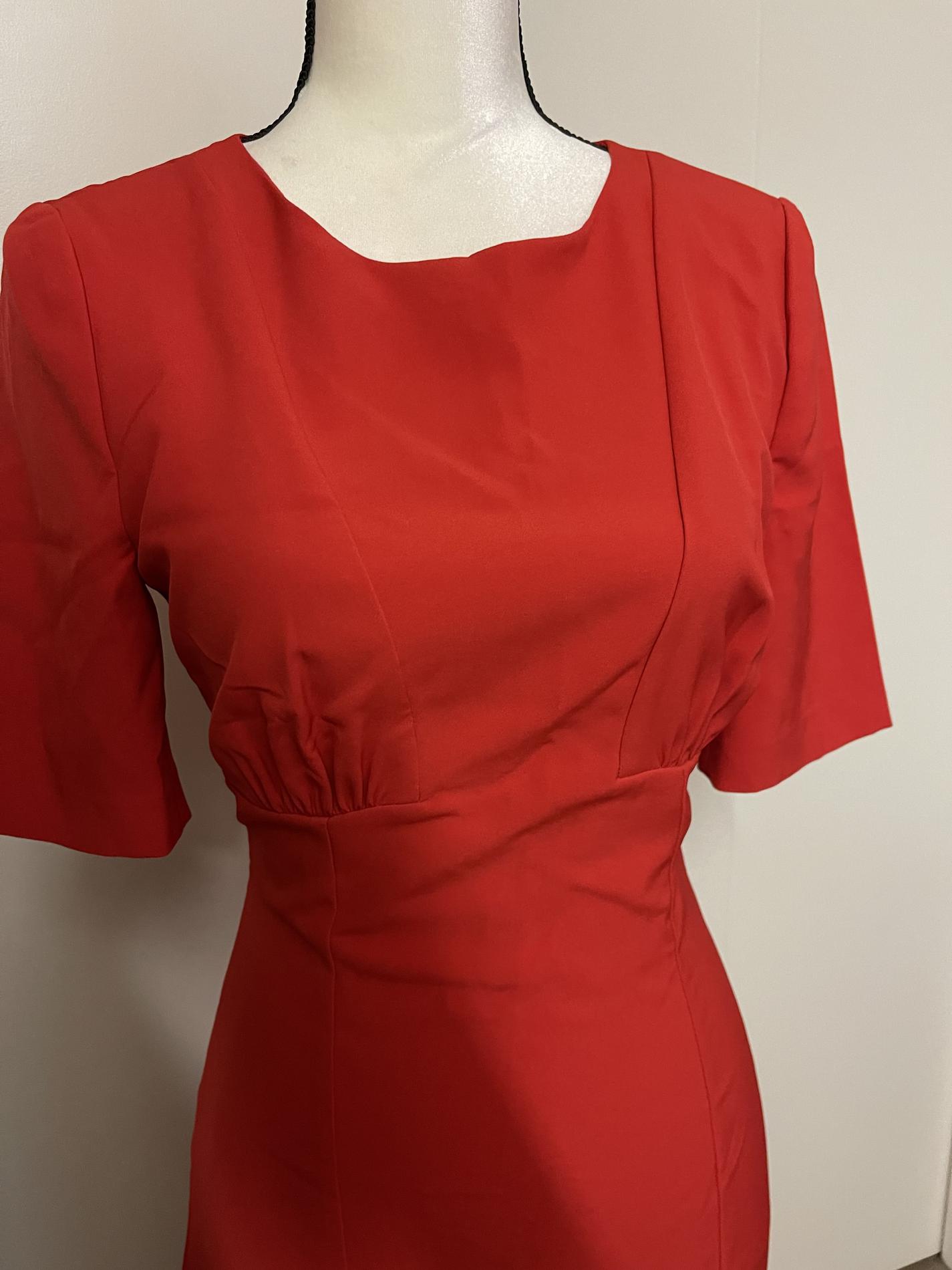 Size 6 Homecoming Cap Sleeve Red Cocktail Dress on Queenly