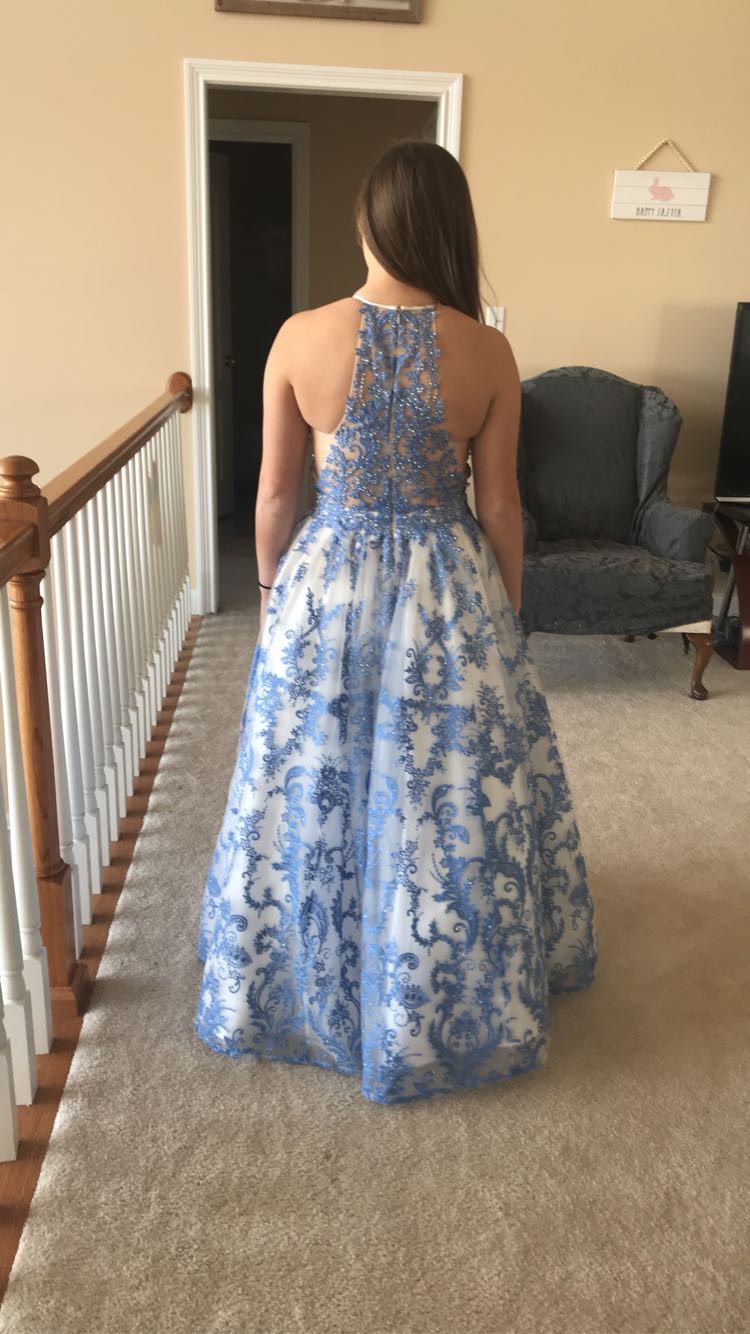 Sherri Hill Size 8 Prom Lace Light Blue Ball Gown on Queenly