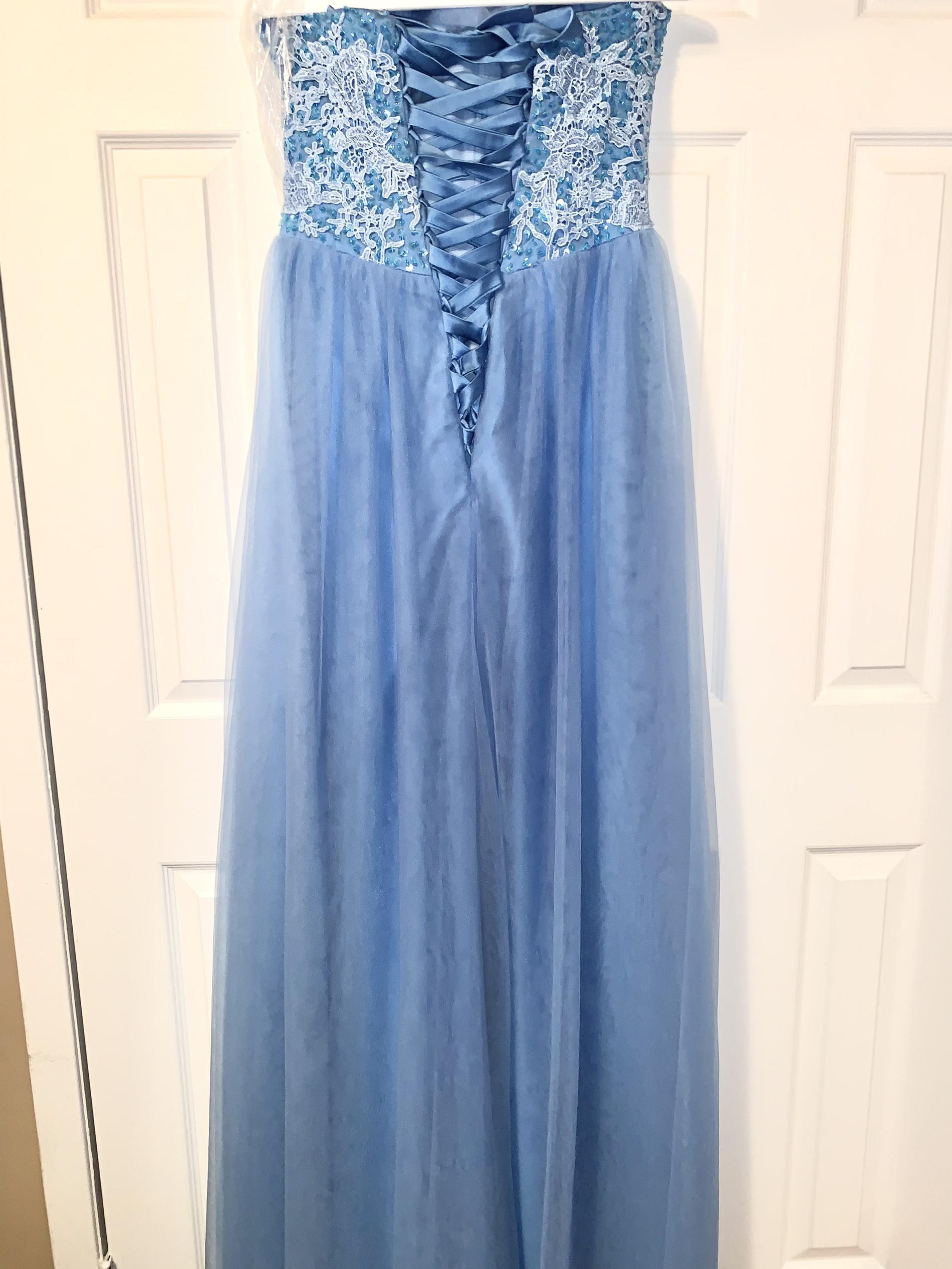 Size 6 Strapless Light Blue Dress With Train on Queenly