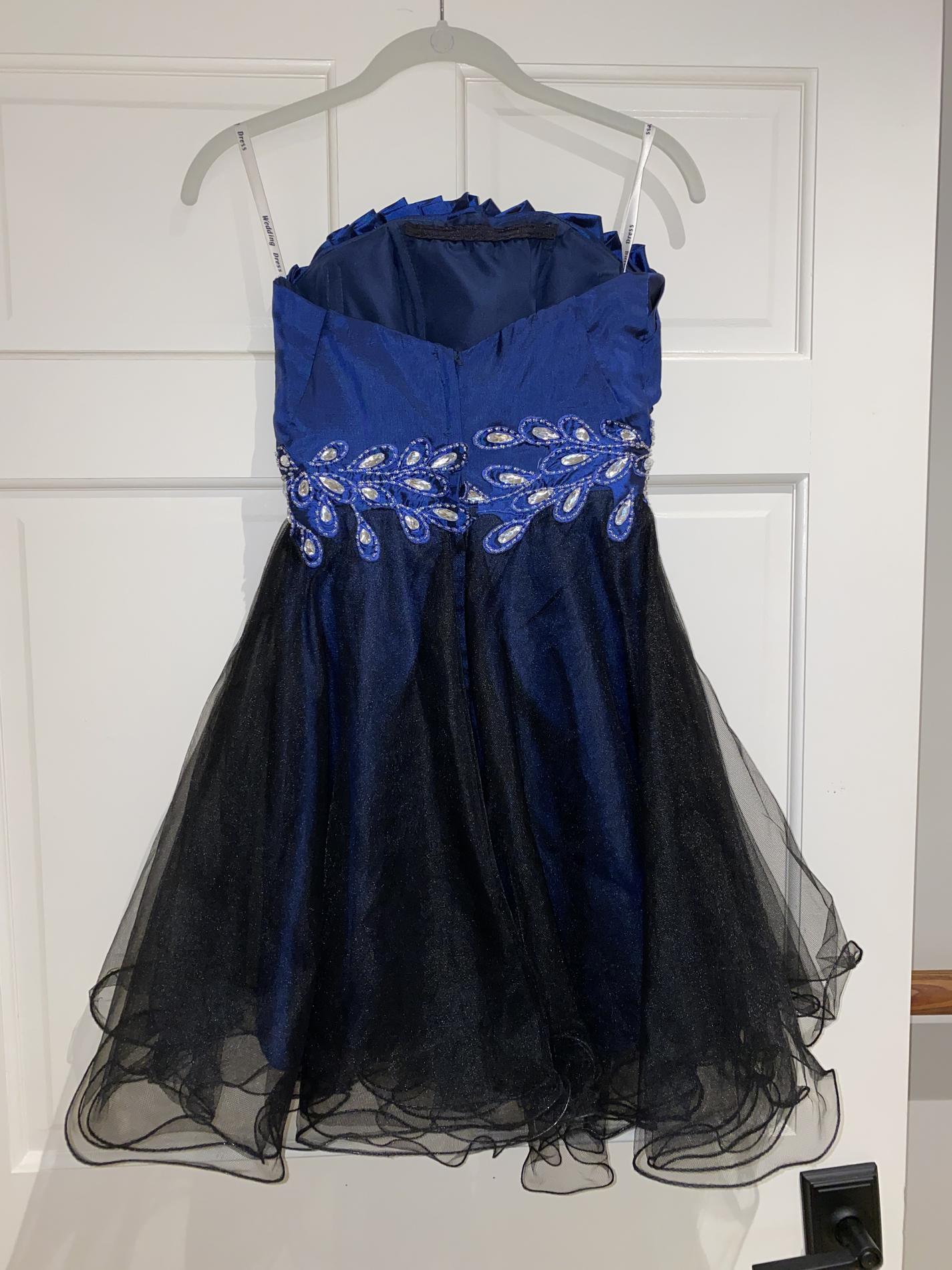 Size 0 Prom Strapless Navy Blue Cocktail Dress on Queenly
