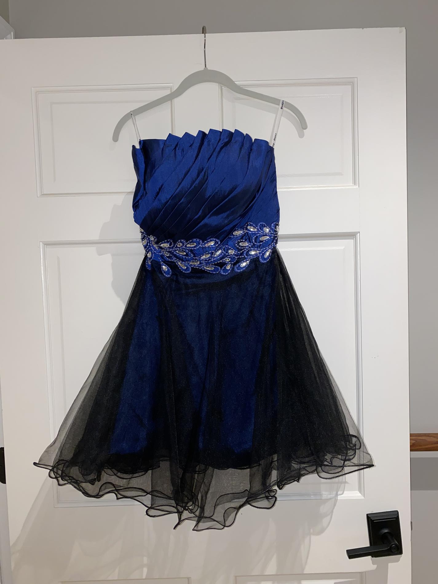 Size 0 Prom Strapless Navy Blue Cocktail Dress on Queenly