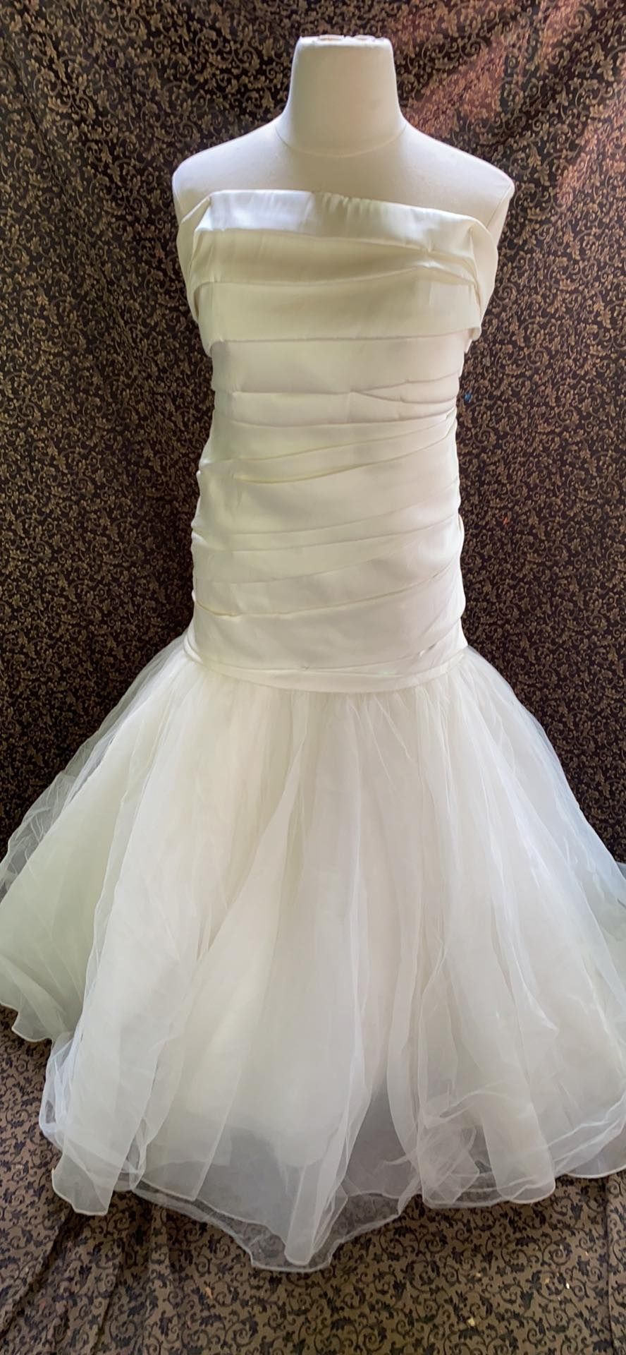 Plus Size 20 Wedding Strapless Satin White Mermaid Dress on Queenly