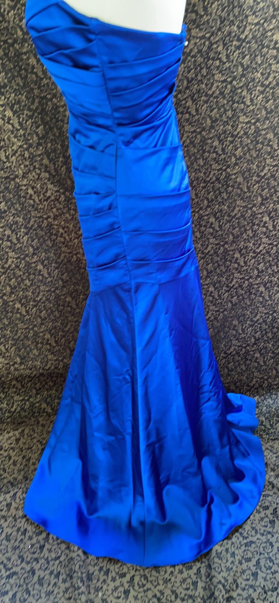 Size 4 Prom Strapless Royal Blue Mermaid Dress on Queenly