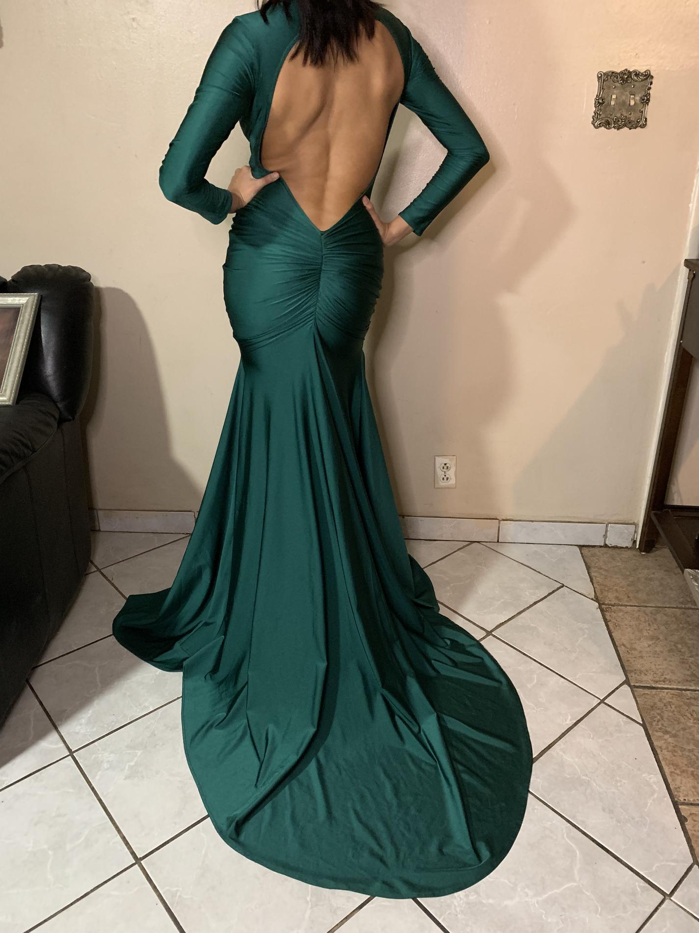 Michael Costello Size 4 Prom Long Sleeve Emerald Green A-line Dress on Queenly
