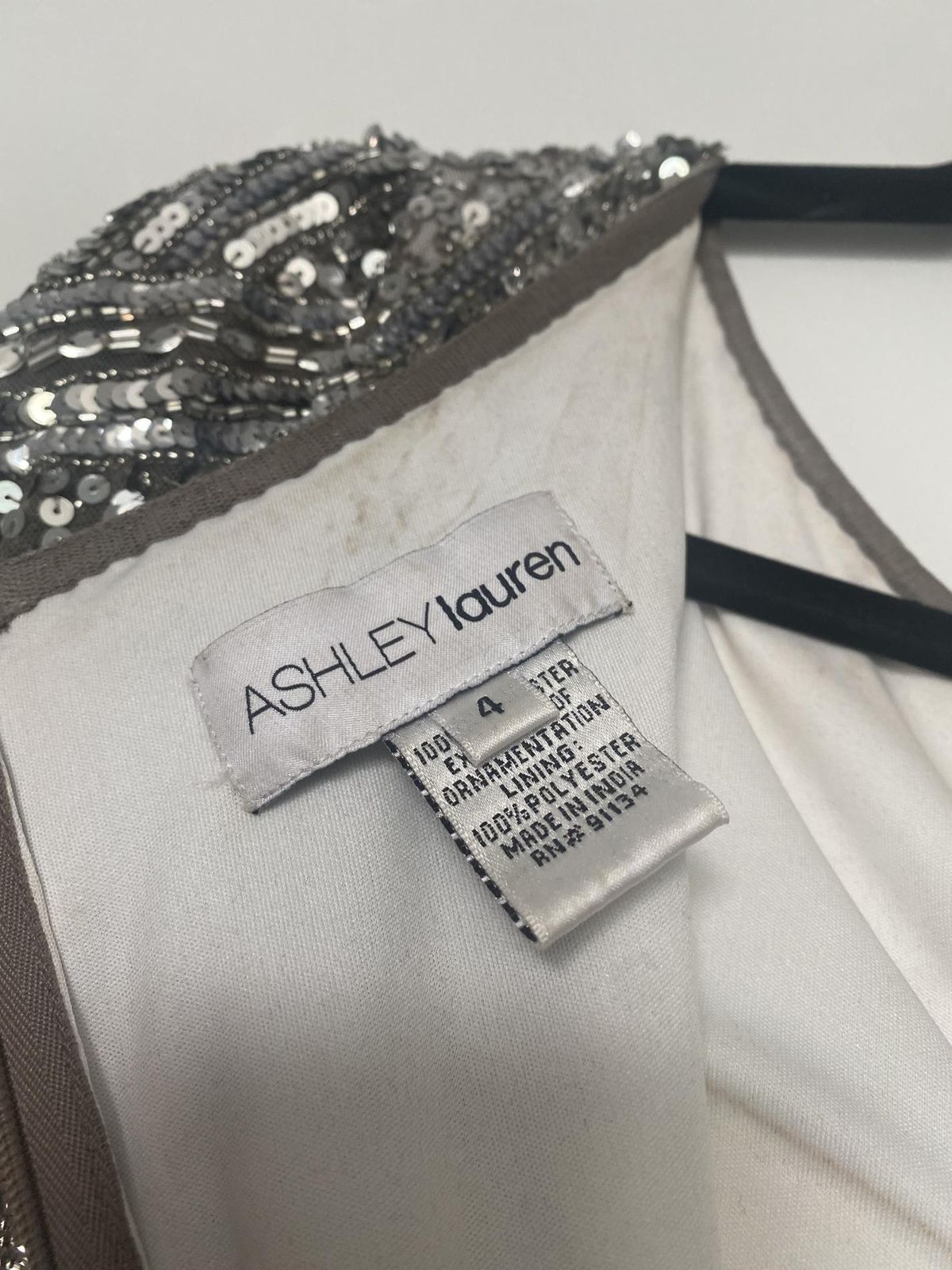 Ashley Lauren Size 4 Homecoming Long Sleeve Silver Cocktail Dress on Queenly