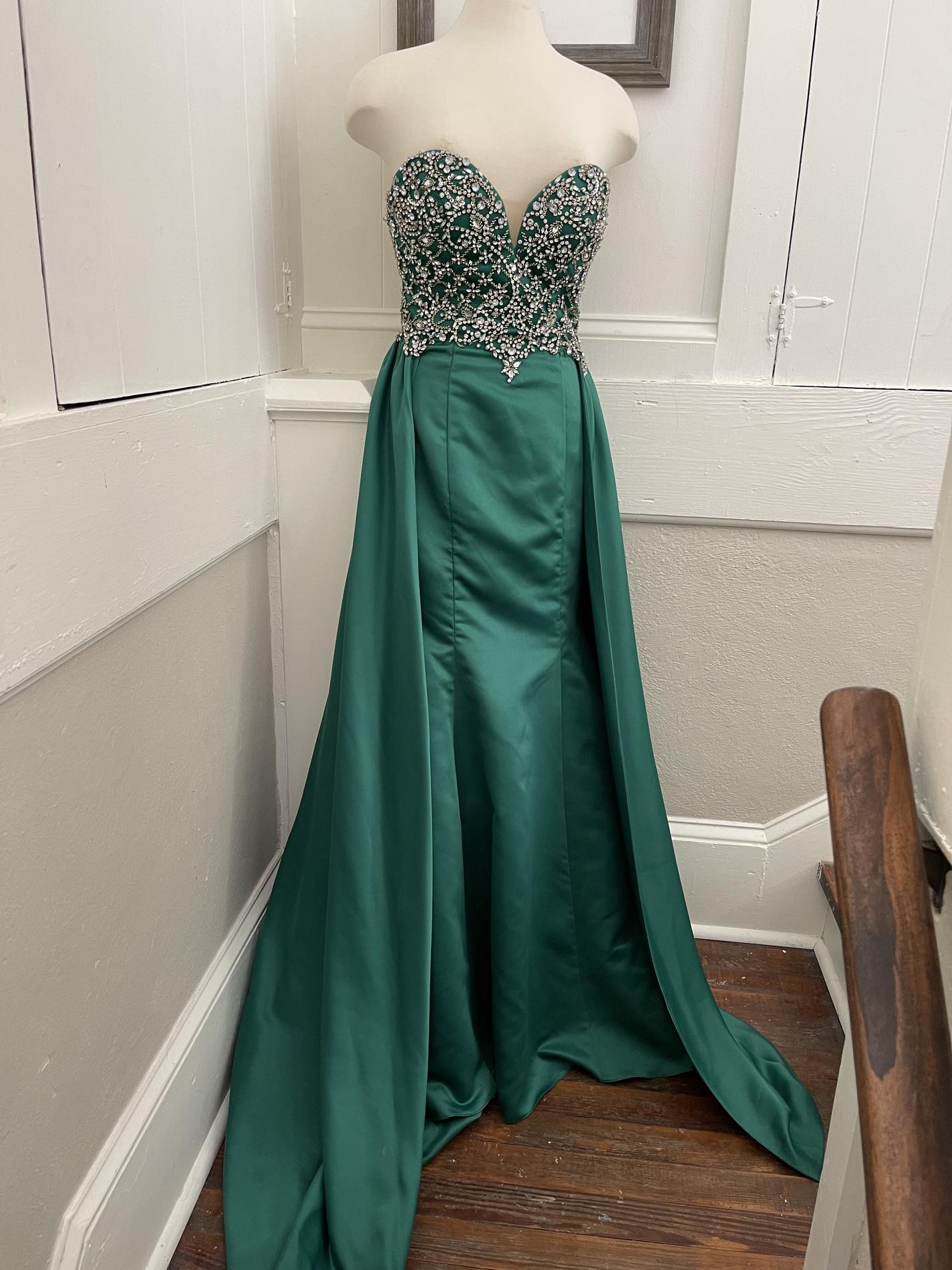 Size 6 Prom Strapless Emerald Green Dress With Train on Queenly