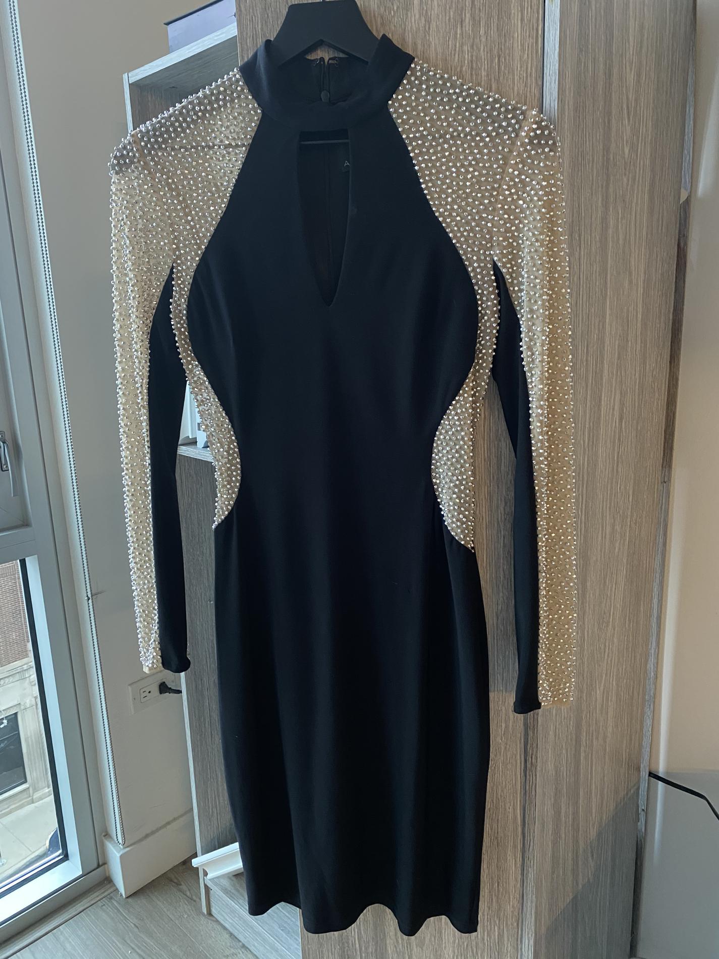 Size 2 Homecoming Long Sleeve Sequined Silver Cocktail Dress on Queenly