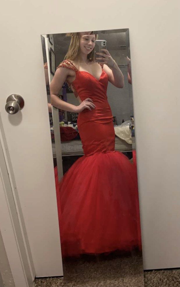 Sherri Hill Size 4 Sheer Red Mermaid Dress on Queenly