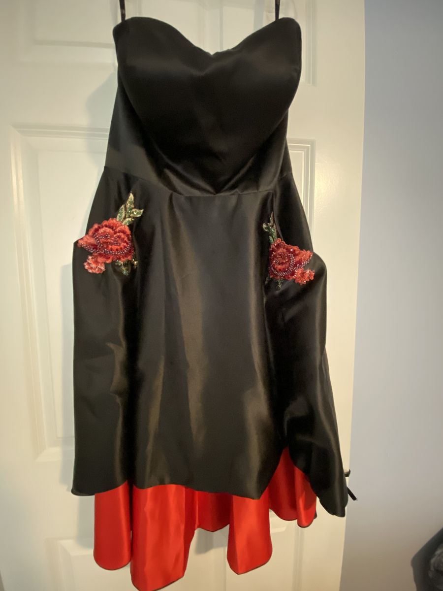 Size 10 Satin Black Cocktail Dress on Queenly