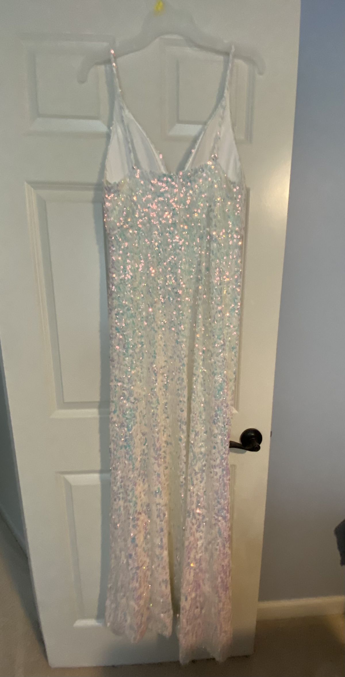 Marc Defang Size 10 Prom White Floor Length Maxi on Queenly