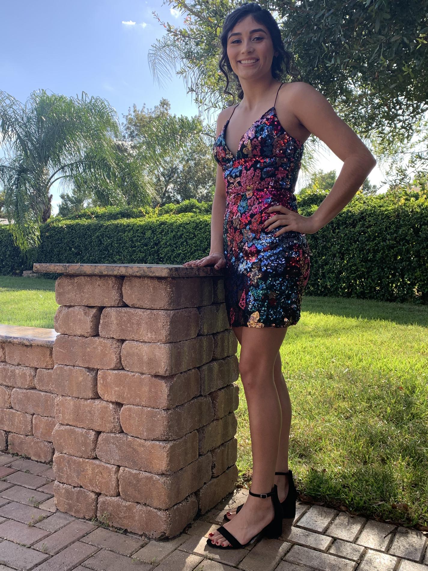 Size 4 Wedding Guest Plunge Multicolor Cocktail Dress on Queenly