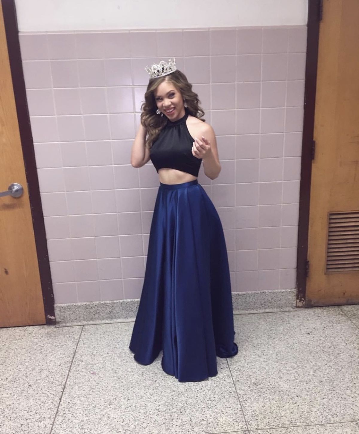 Size 2 Prom High Neck Navy Blue Ball Gown on Queenly