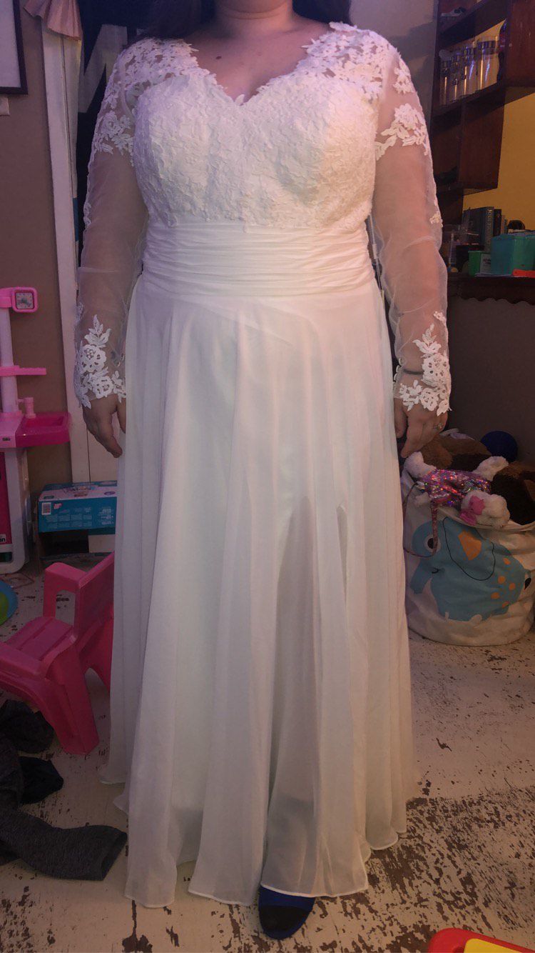 Size 12 Wedding Sheer White Mermaid Dress on Queenly
