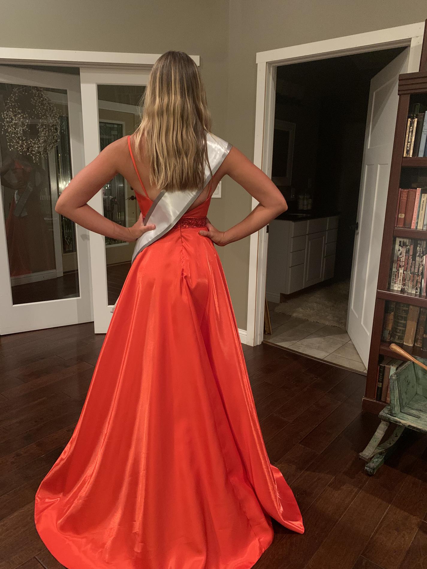 Ashley Lauren Orange Size 2 Prom Train Dress on Queenly