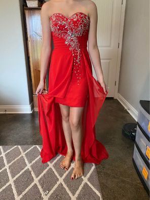 Size 6 Prom Strapless Satin Red Floor Length Maxi on Queenly
