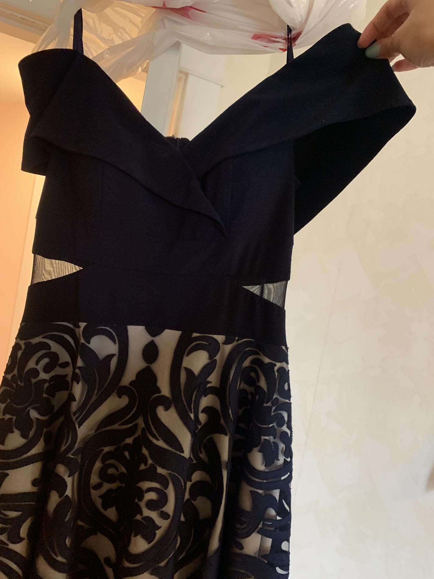 Size 8 Sheer Navy Blue Cocktail Dress on Queenly