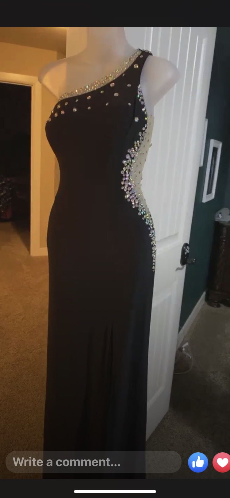 Size 12 Prom One Shoulder Sequined Black A-line Dress on Queenly