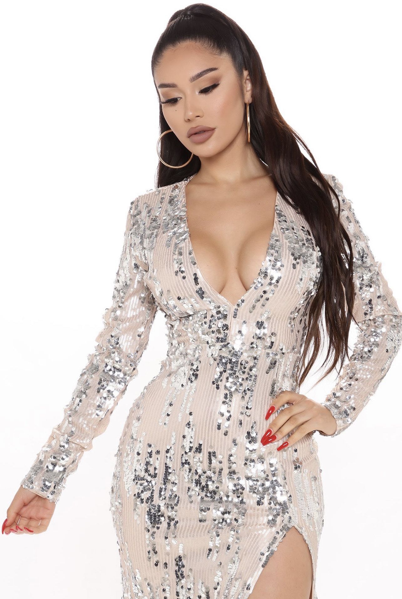 Fashion Nova Size 8 Prom Plunge Nude Mermaid Dress on Queenly