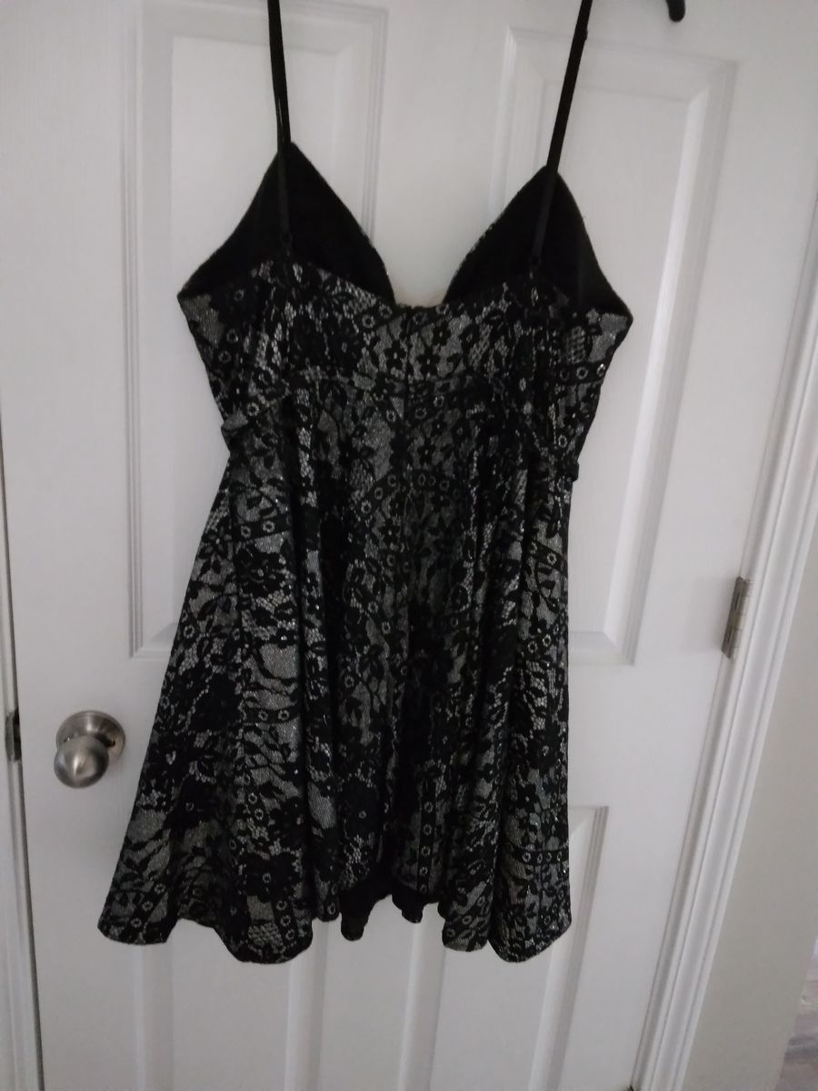 Lucci Lu Size 14 Prom Black Cocktail Dress on Queenly