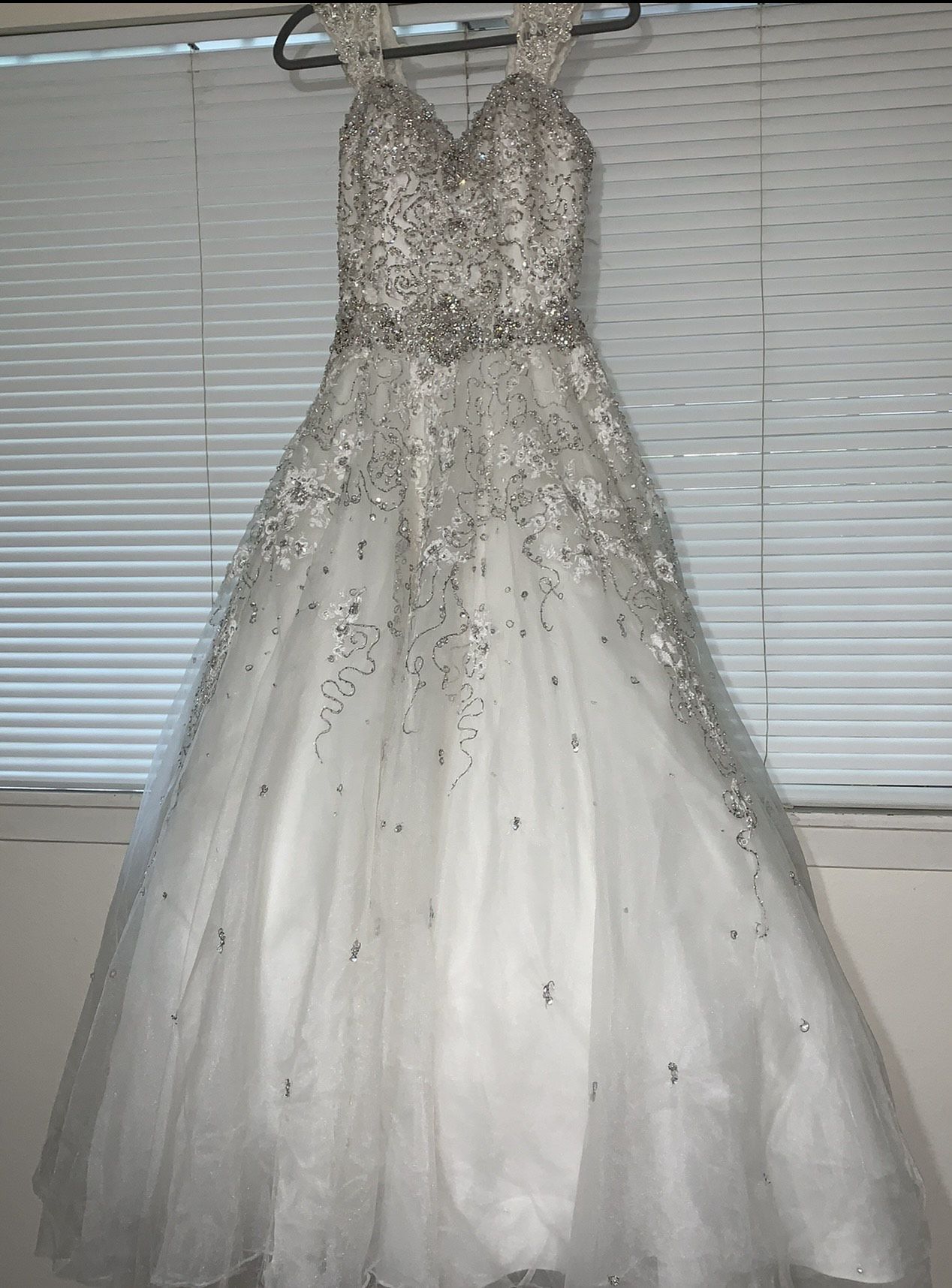 Size 6 Wedding Lace White Dress With Train on Queenly