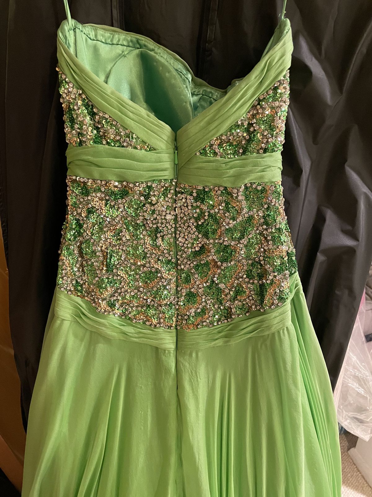Sherri Hill Size 2 Prom Strapless Sequined Lime Green A-line Dress on Queenly