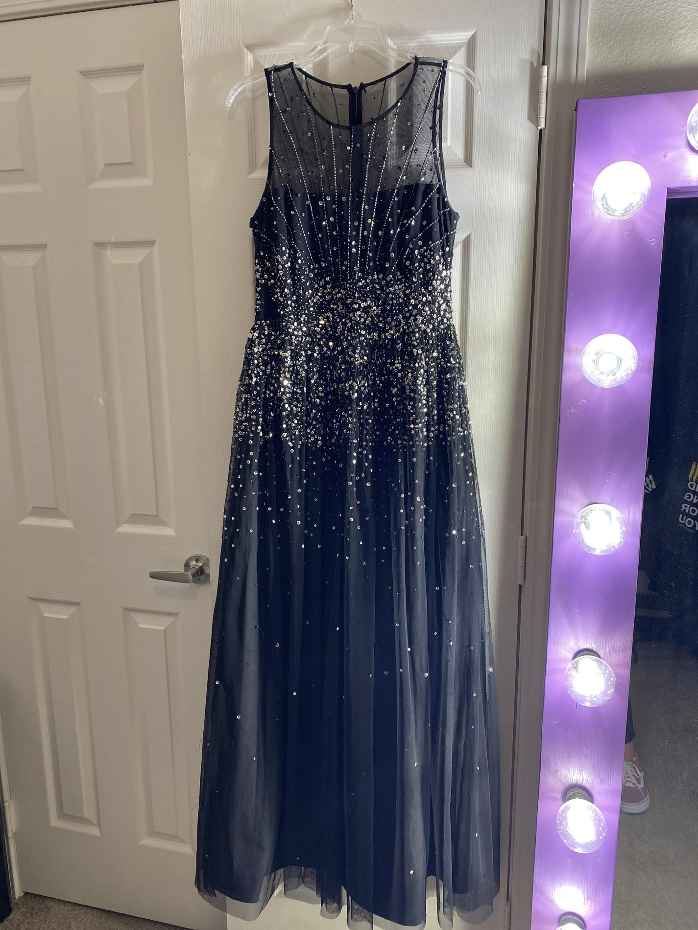 Size 12 Prom Sequined Black Cocktail Dress on Queenly