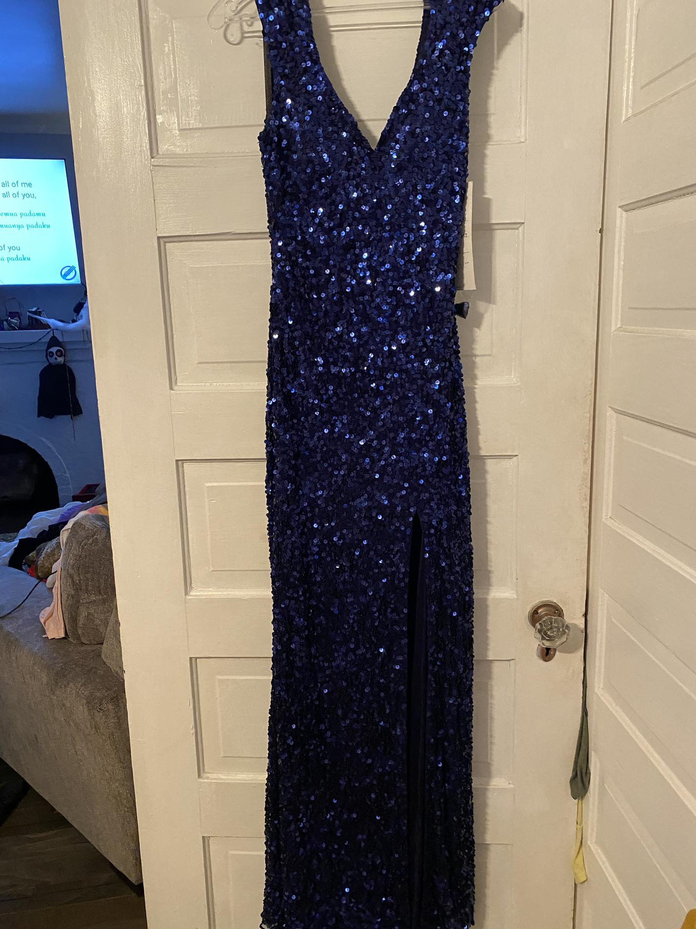 Plus Size 18 Prom Blue Side Slit Dress on Queenly