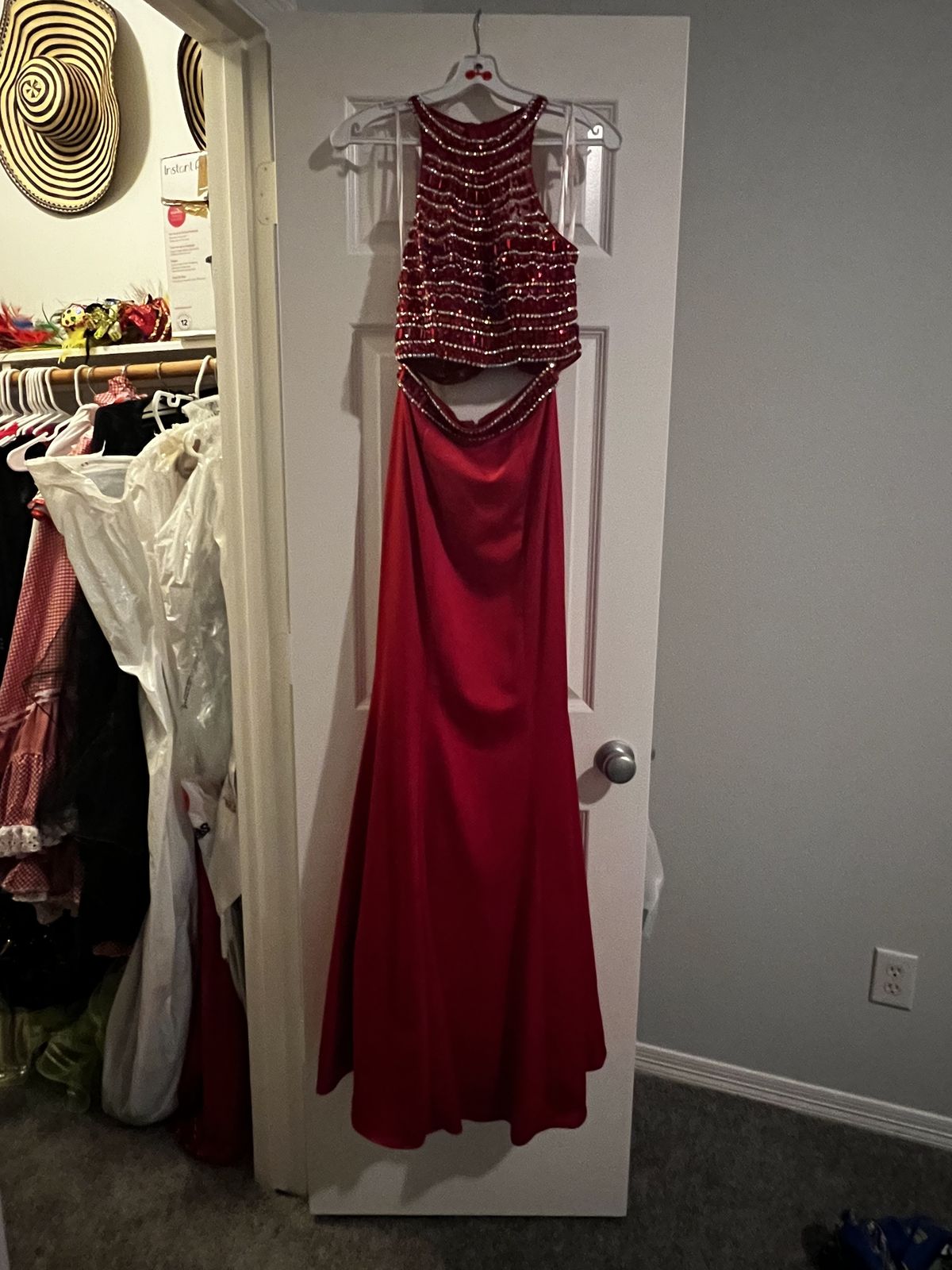 Dancing Queen Size 0 Prom Halter Red Mermaid Dress on Queenly