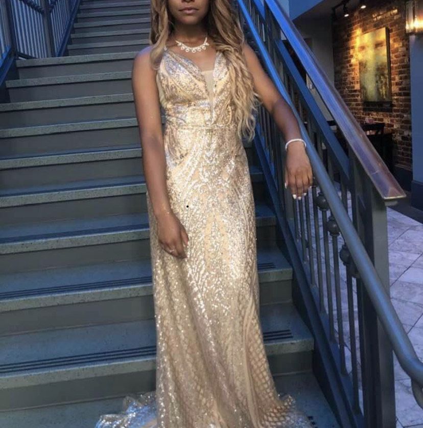Size 4 Prom Gold Floor Length Maxi on Queenly