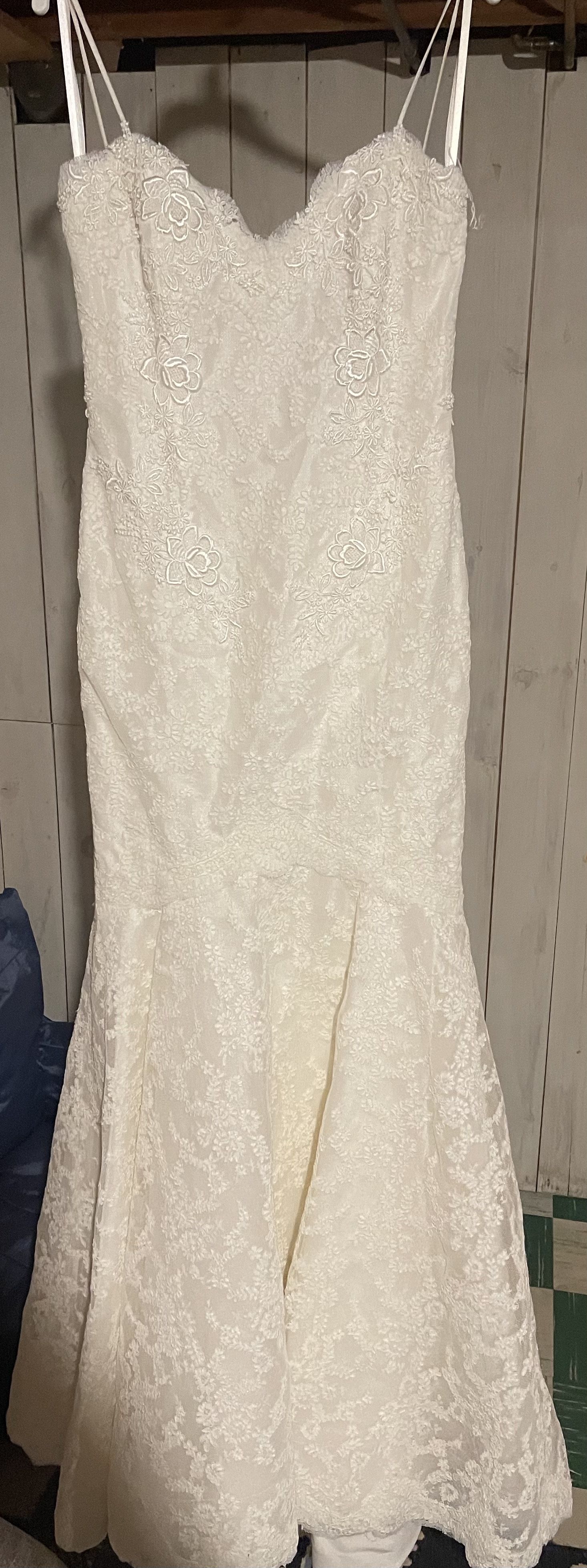 Size 12 Wedding Strapless Lace White A-line Dress on Queenly