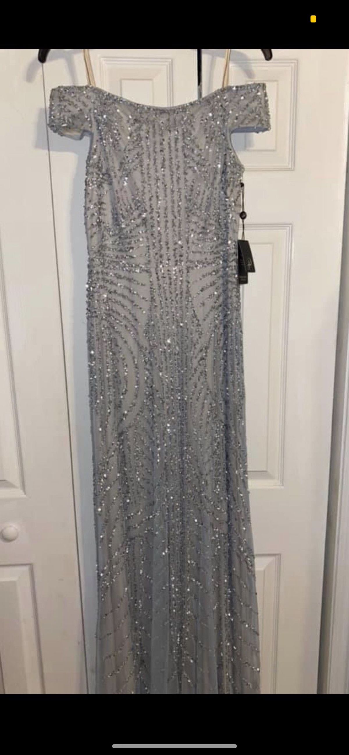 Size 6 Prom Off The Shoulder Silver Floor Length Maxi on Queenly