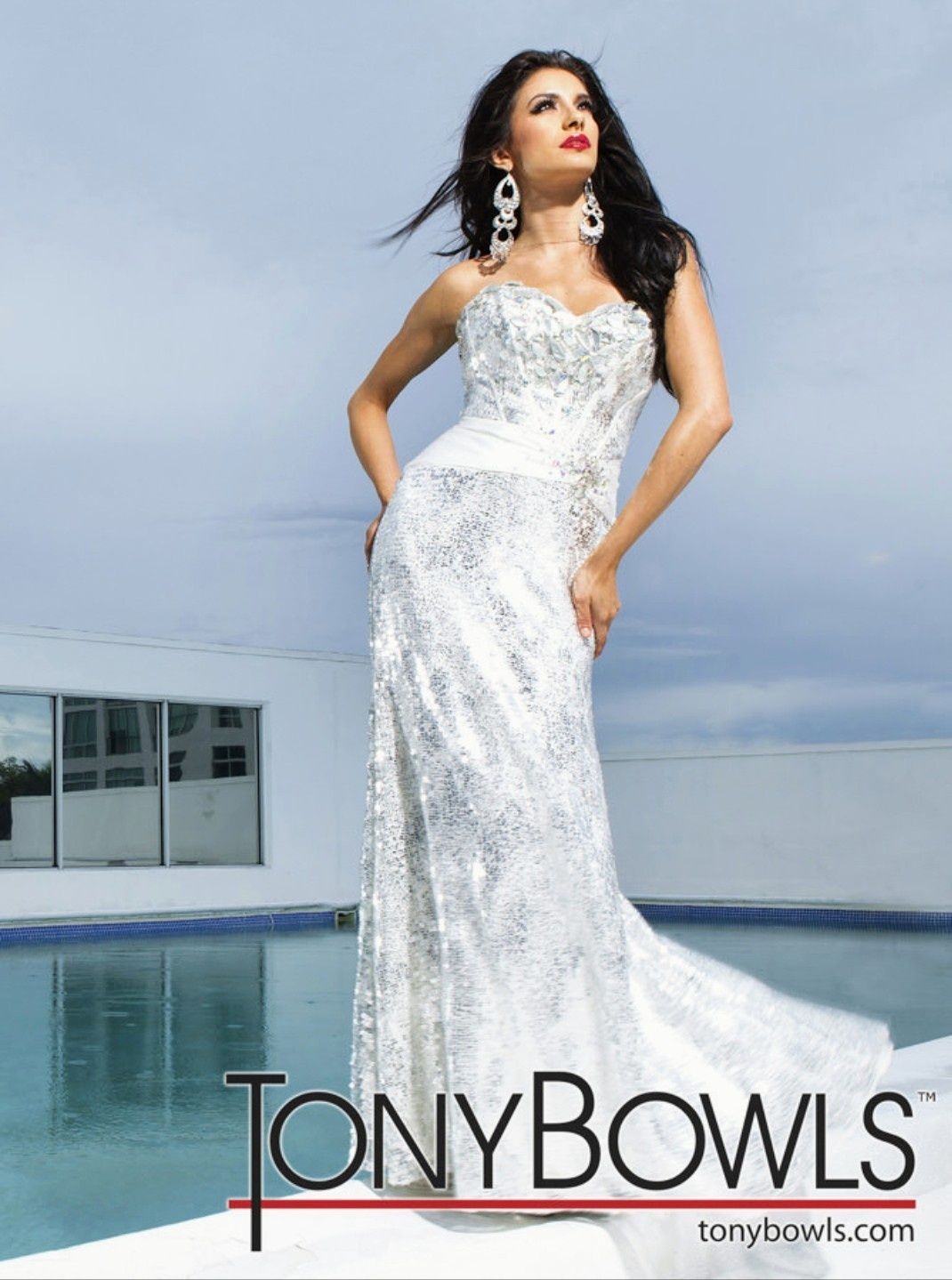 Style 11217 Tony Bowls Silver Size 0 Strapless Prom Straight Dress on Queenly