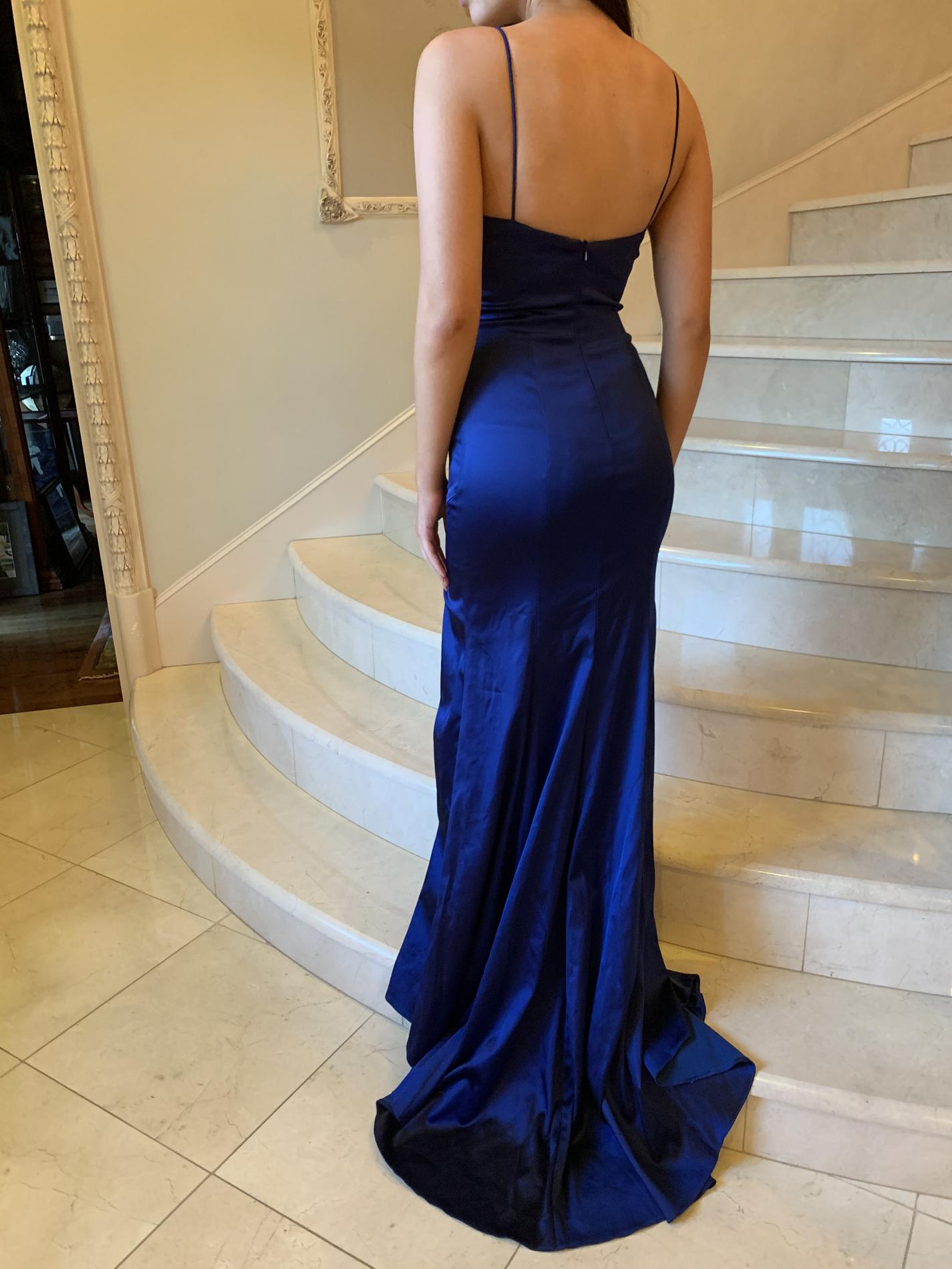 Sherri Hill Size 0 Prom Plunge Royal Blue Dress With Train on Queenly