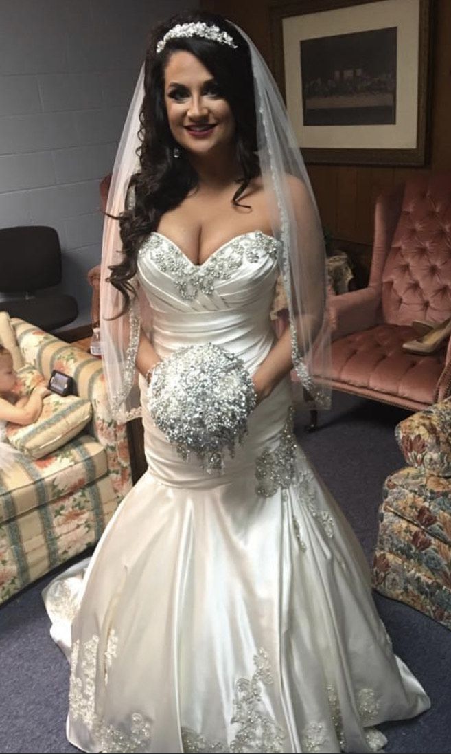 Size 14 Wedding Strapless Satin White Mermaid Dress on Queenly