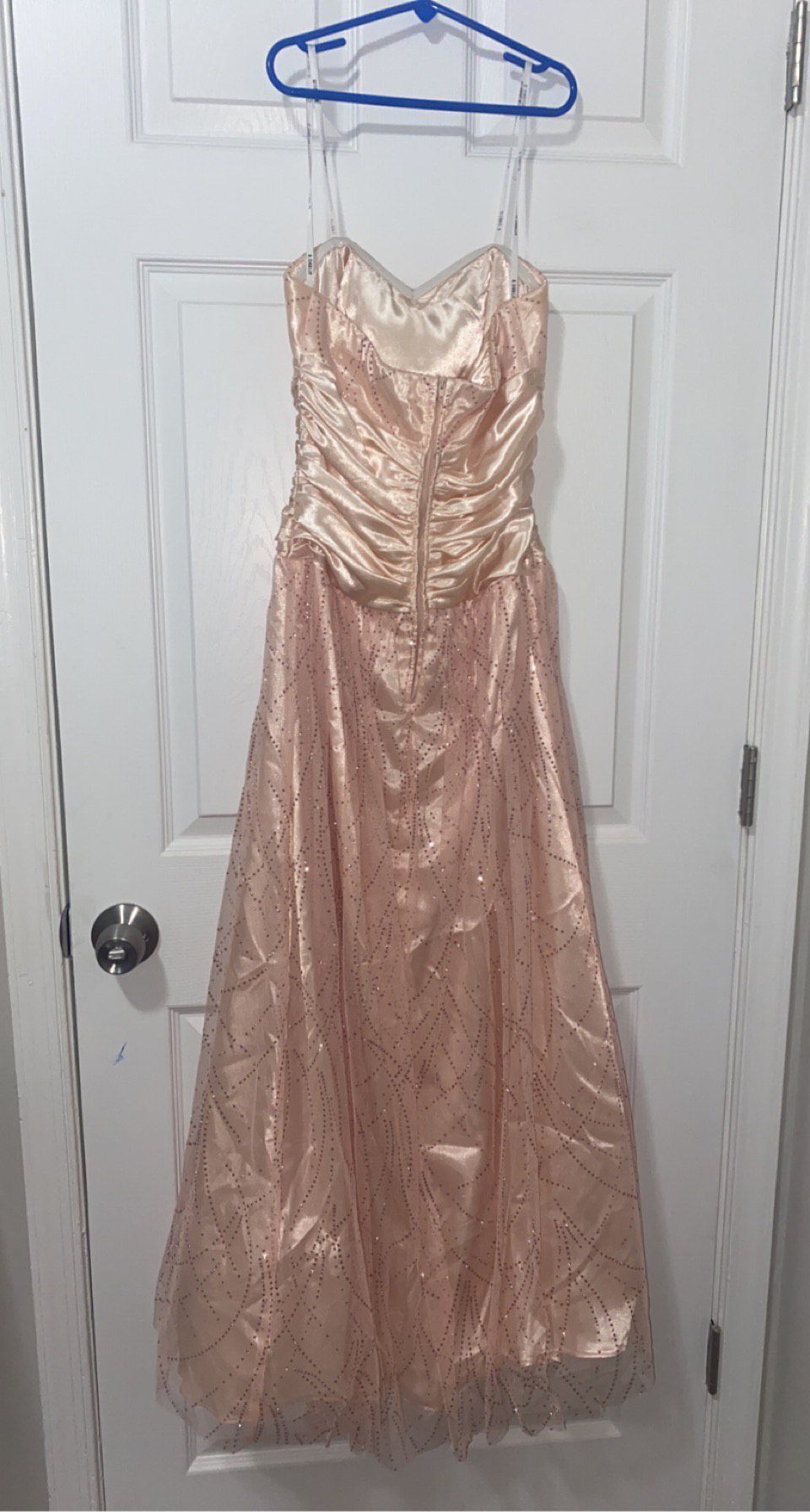 Size 4 Prom Strapless Sequined Light Pink A-line Dress on Queenly