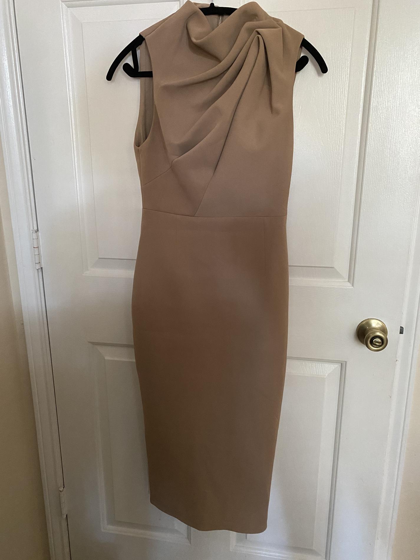 Mossman Size 4 Wedding Guest Nude Cocktail Dress on Queenly