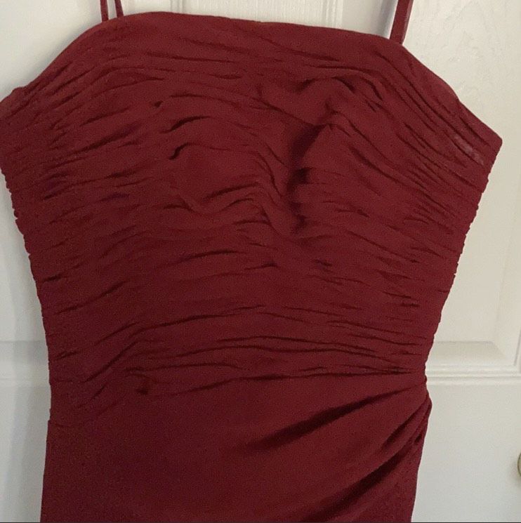 Not sure Size 8 Bridesmaid Red Floor Length Maxi on Queenly