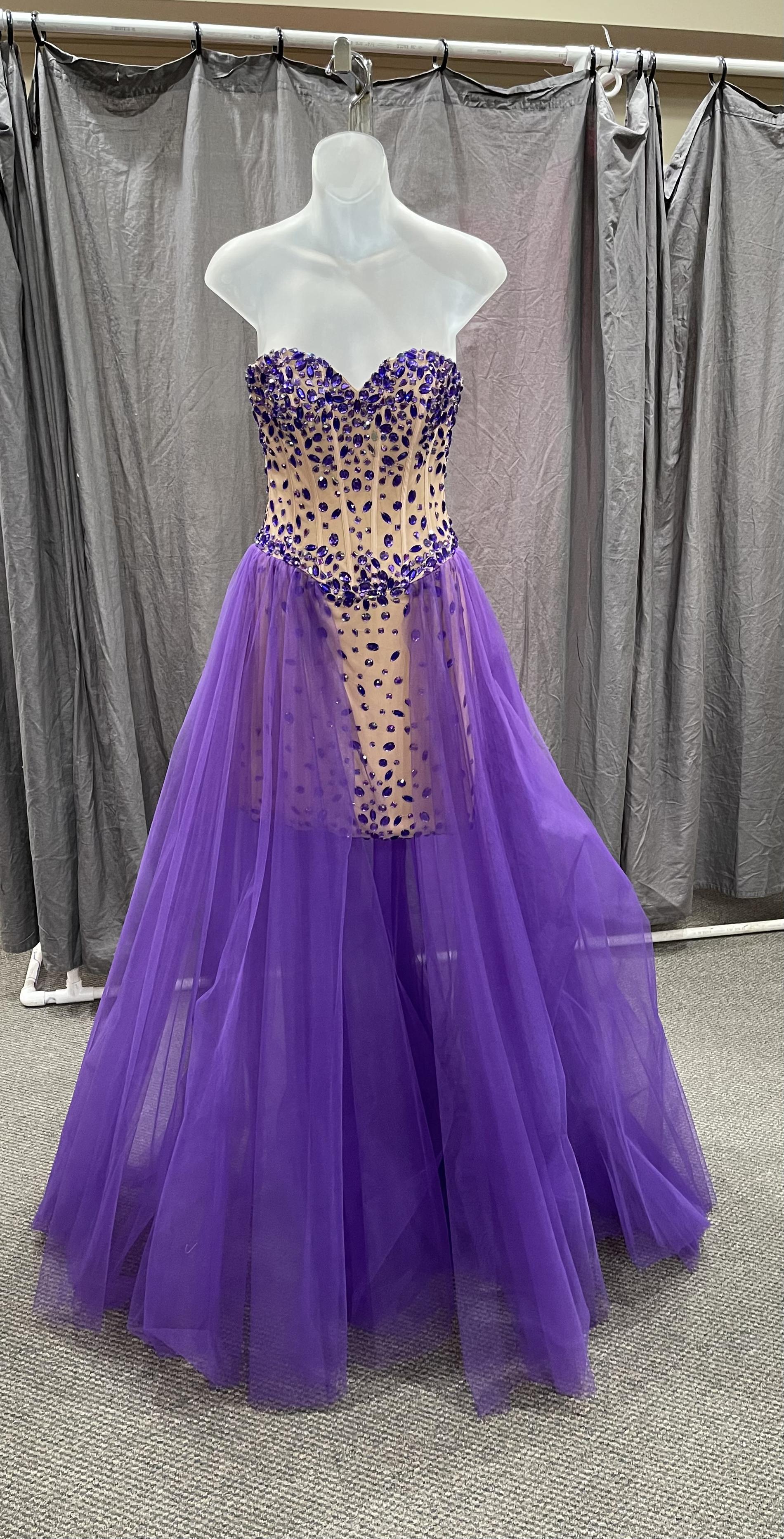 Mac Duggal Size 2 Lace Purple Dress With Train on Queenly