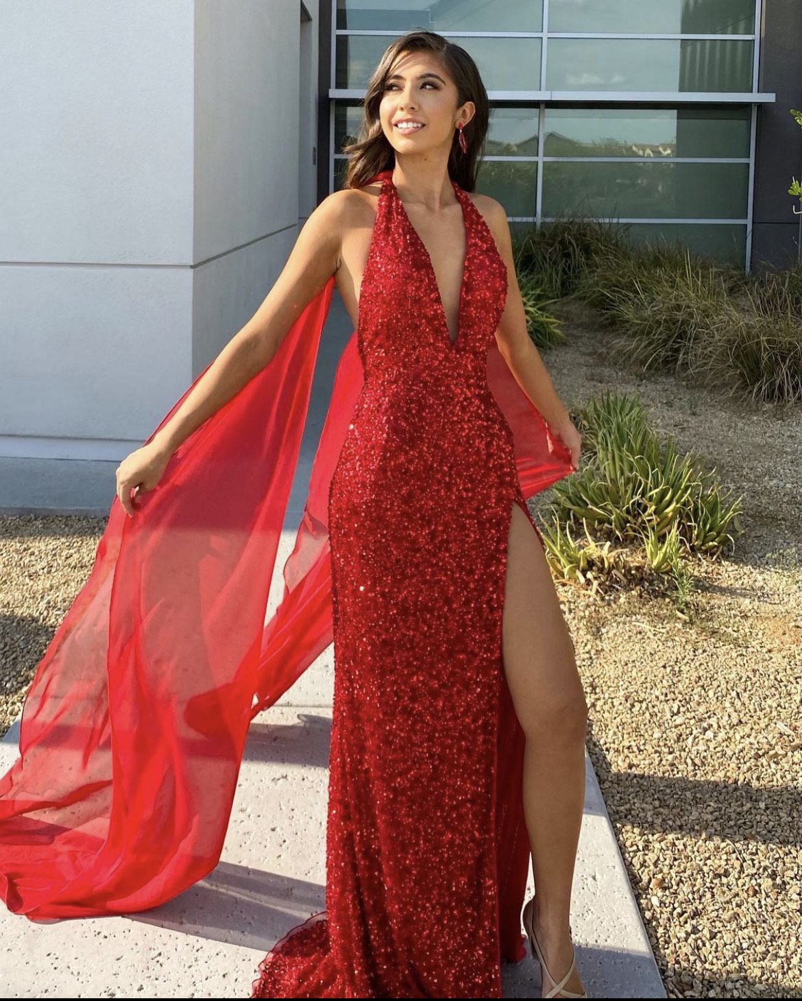 Ashley Lauren Size 4 Red Side Slit Dress on Queenly