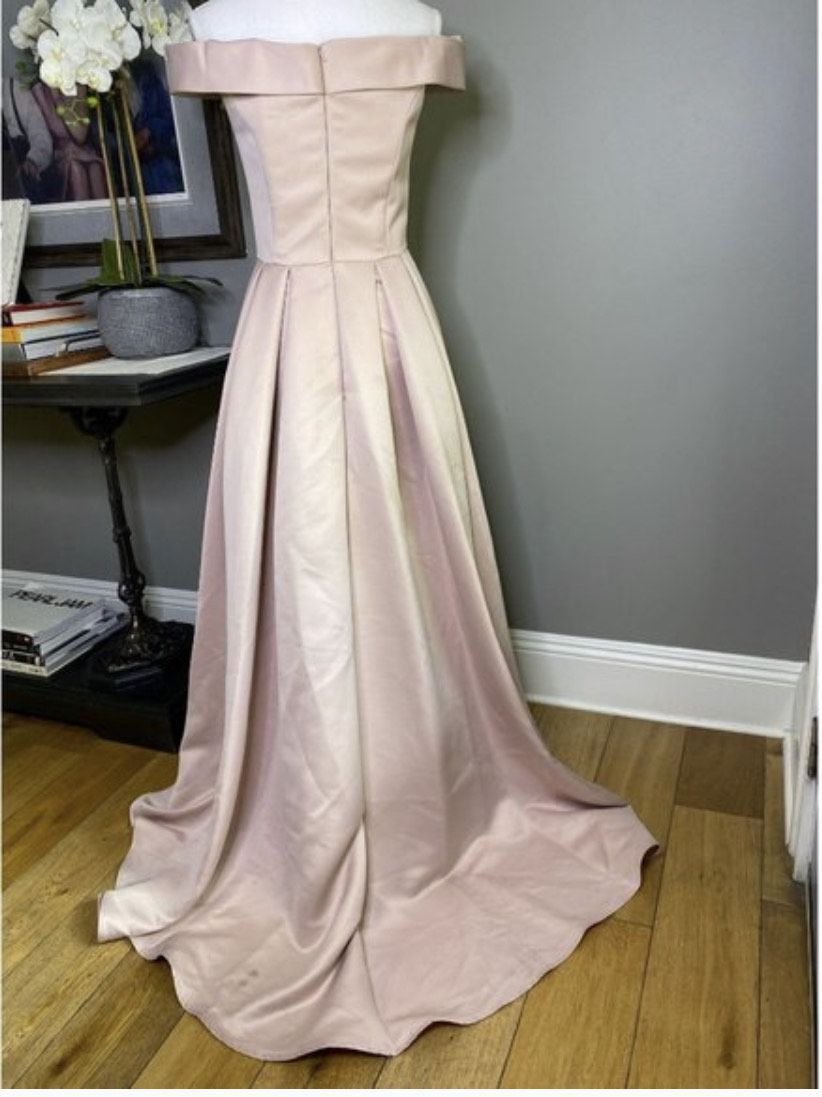 Mac Duggal Size 2 Prom Pink Dress With Train on Queenly