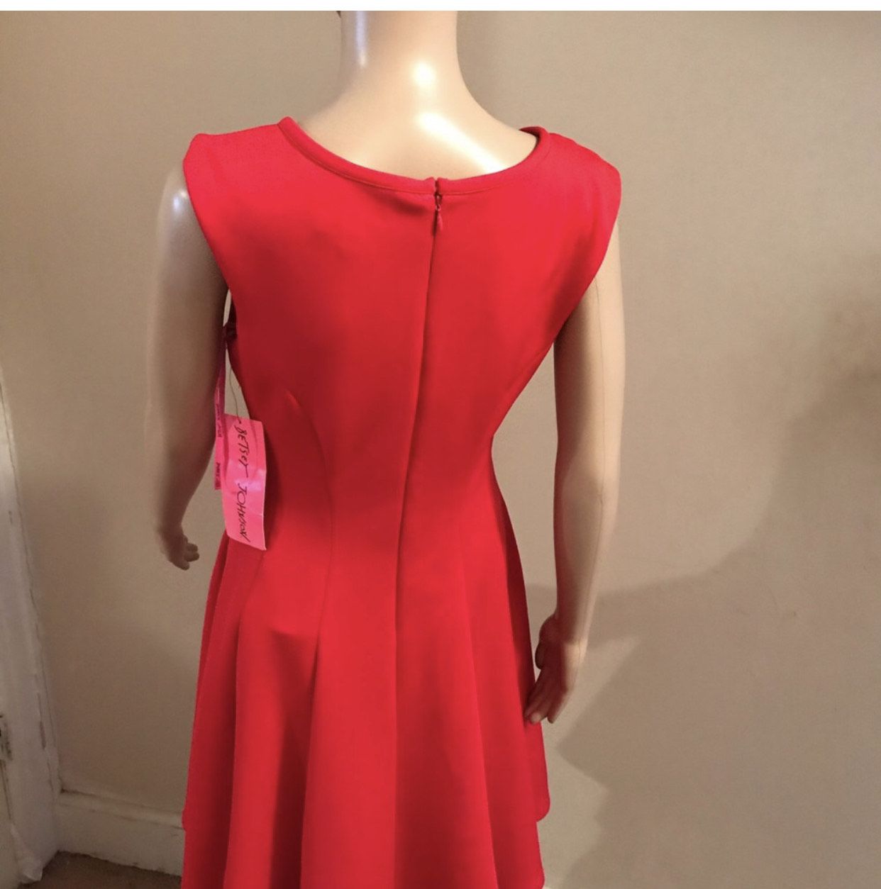 Betsy Johnson Size 6 Red A-line Dress on Queenly