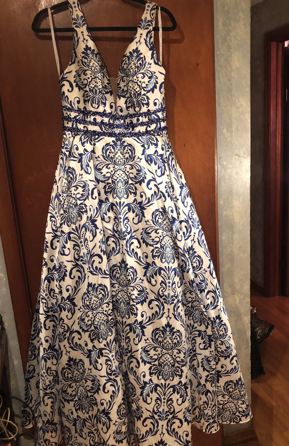 Camille La Vie Size 8 Blue Ball Gown on Queenly