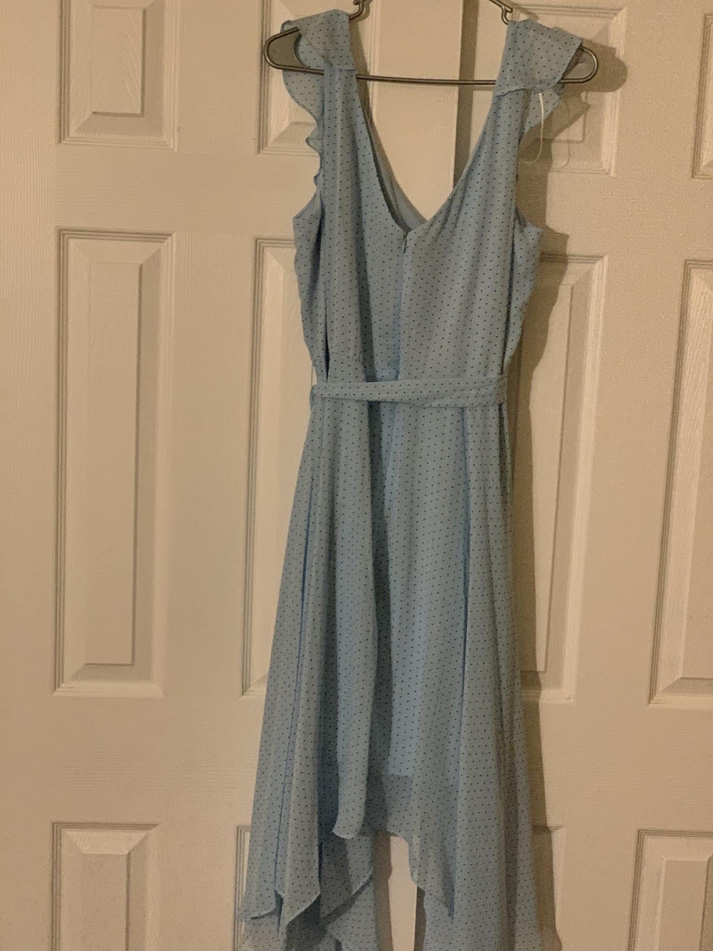 Plus Size 16 Satin Blue A-line Dress on Queenly