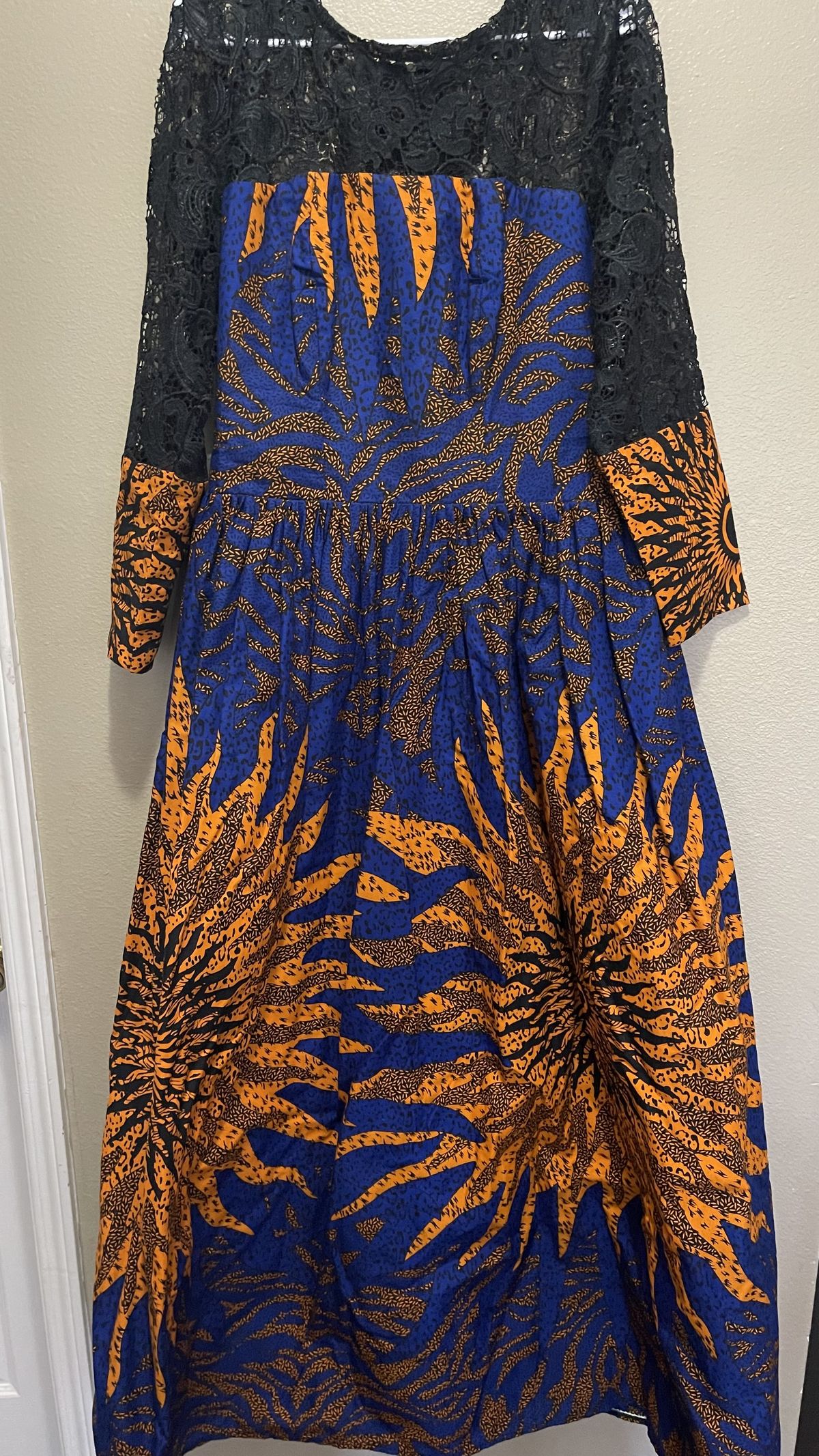 Size 12 Long Sleeve Multicolor A-line Dress on Queenly