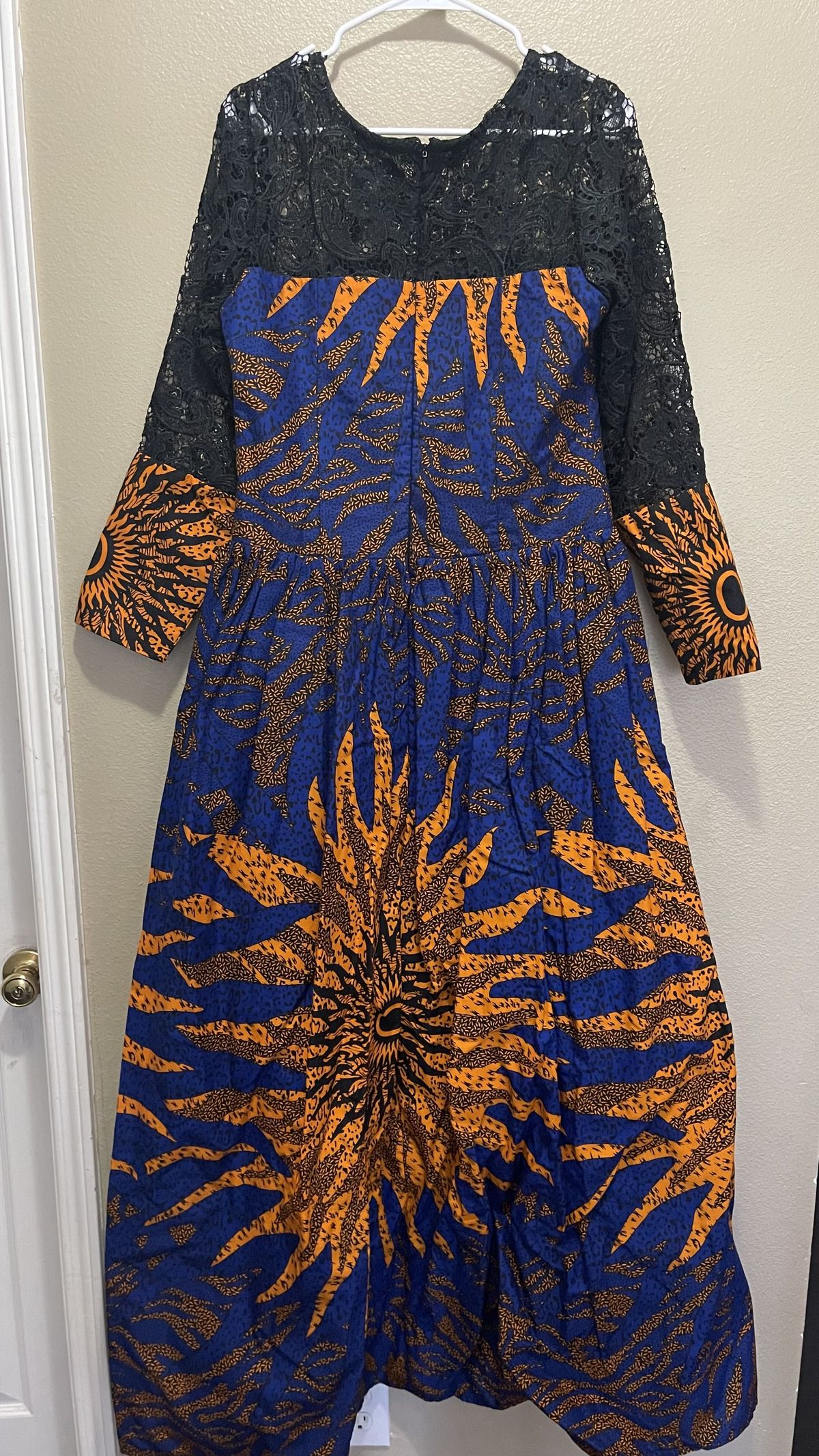 Size 12 Long Sleeve Multicolor A-line Dress on Queenly