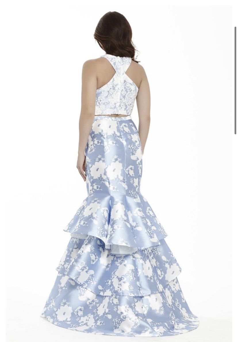 Jolene Size 12 Blue Mermaid Dress on Queenly